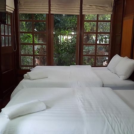 Ruean Mai Chai Khlong Amphawa Luaran gambar