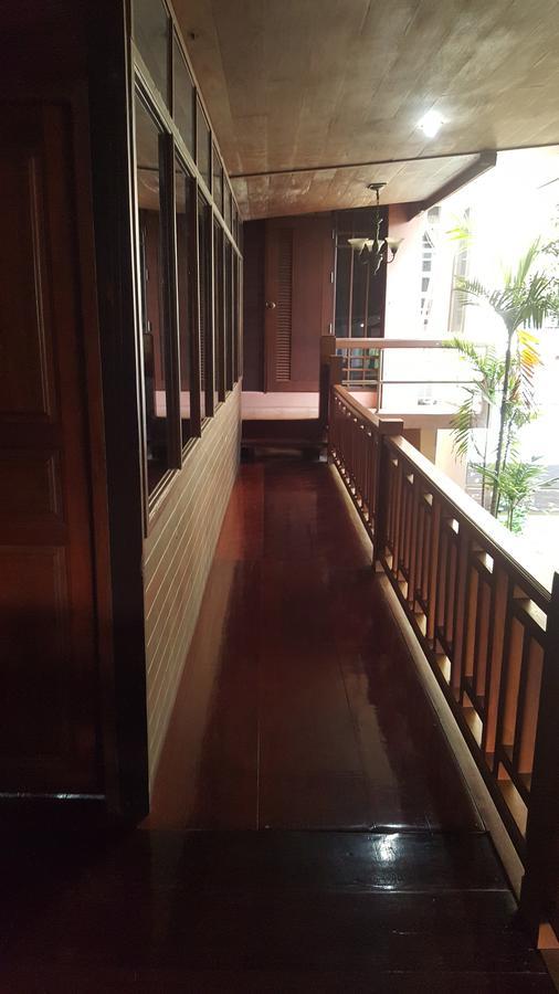 Ruean Mai Chai Khlong Amphawa Luaran gambar