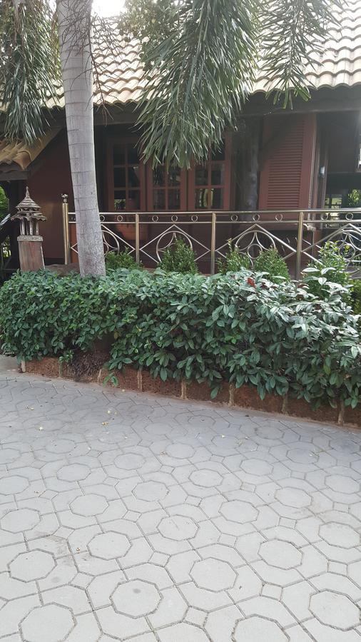 Ruean Mai Chai Khlong Amphawa Luaran gambar