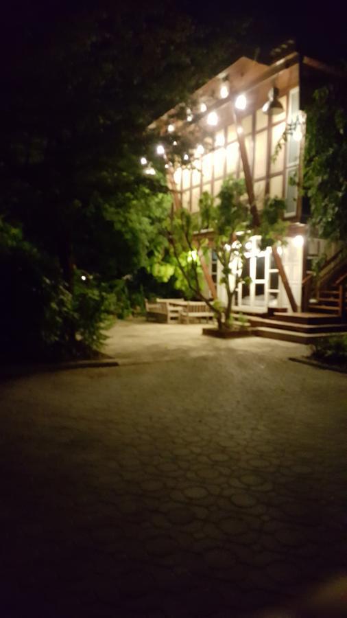 Ruean Mai Chai Khlong Amphawa Luaran gambar