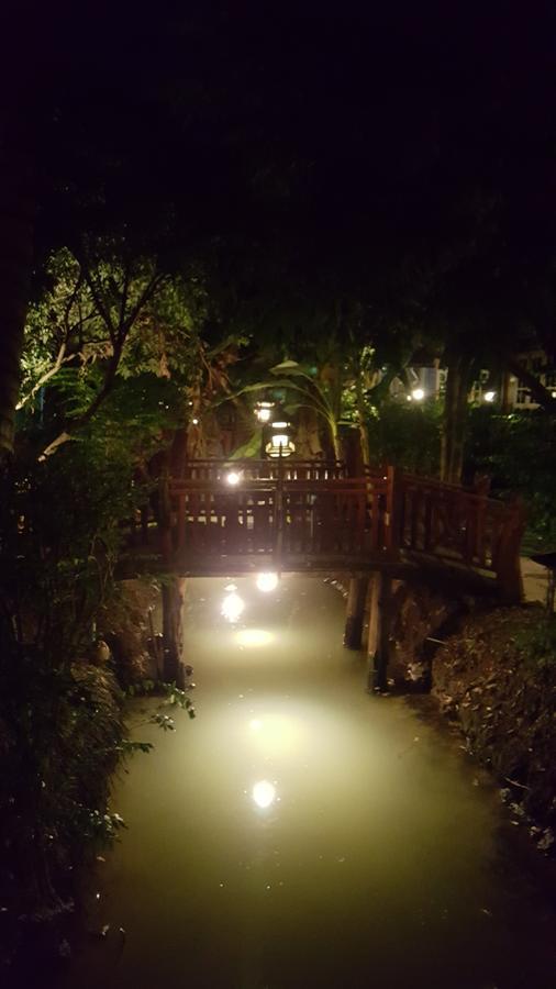Ruean Mai Chai Khlong Amphawa Luaran gambar
